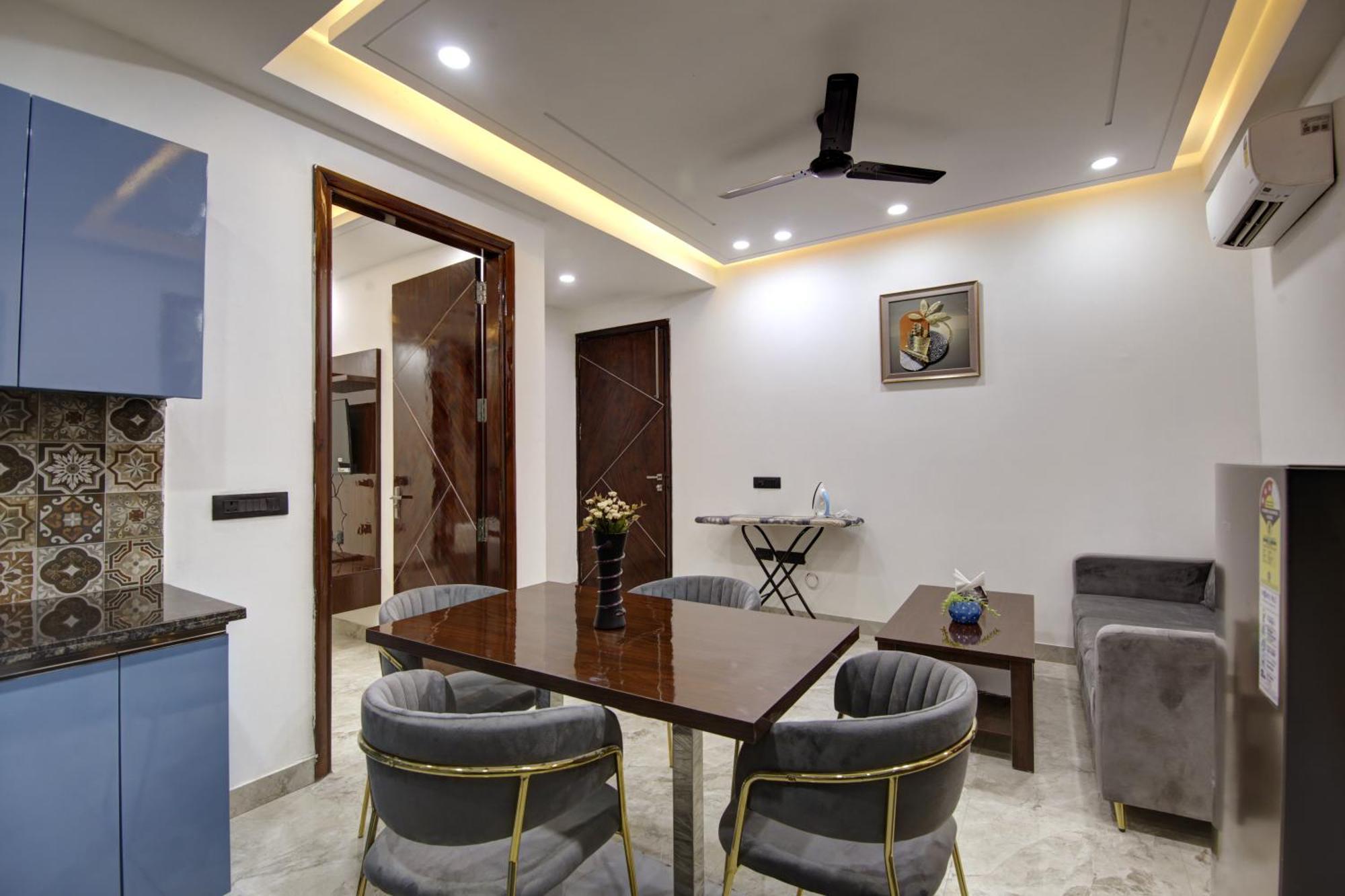 Limewood Stay - Millennium Huda City Center Ґурґаон Екстер'єр фото