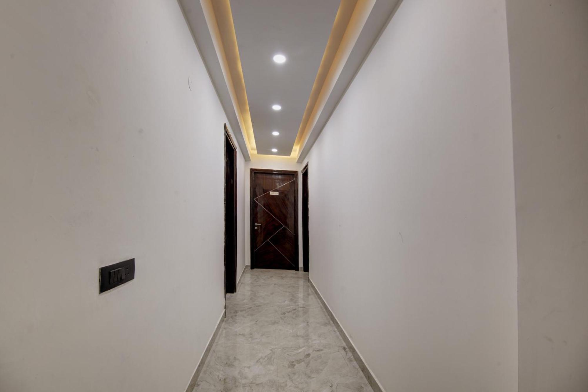 Limewood Stay - Millennium Huda City Center Ґурґаон Екстер'єр фото