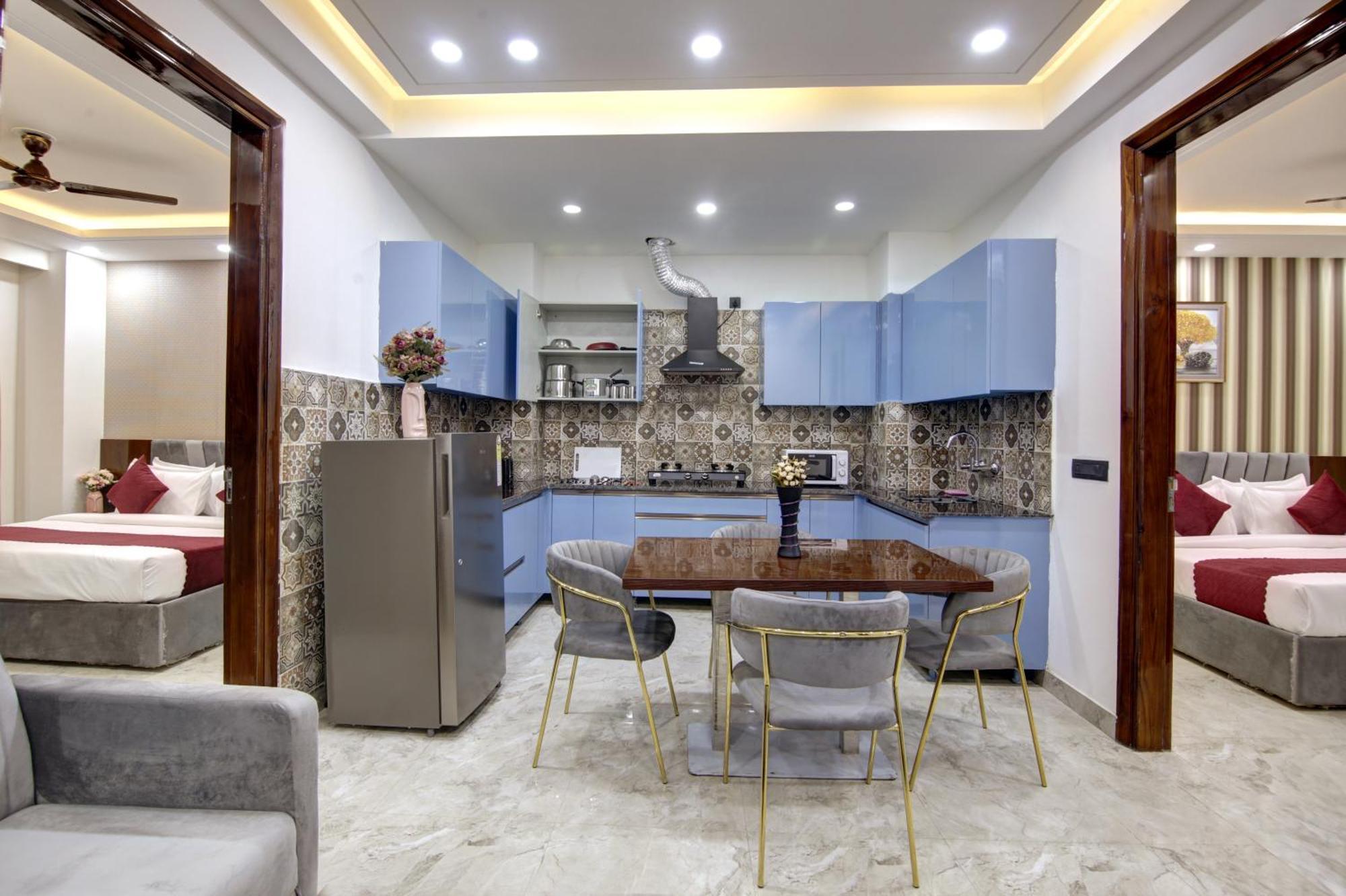 Limewood Stay - Millennium Huda City Center Ґурґаон Екстер'єр фото